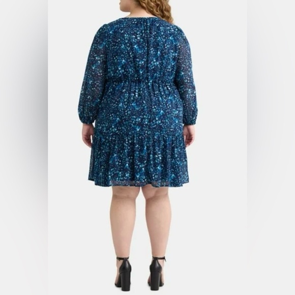 Terra & Sky Women's Plus Size Long Sleeve Mini Peasant Dress - Picture 2 of 14